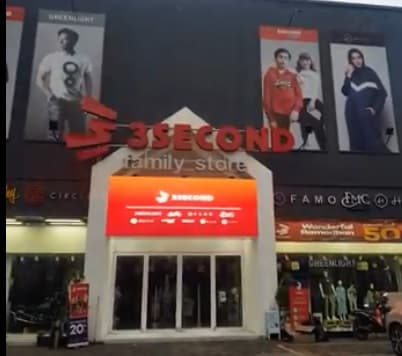 3Second Semarang Videotron Outdoor