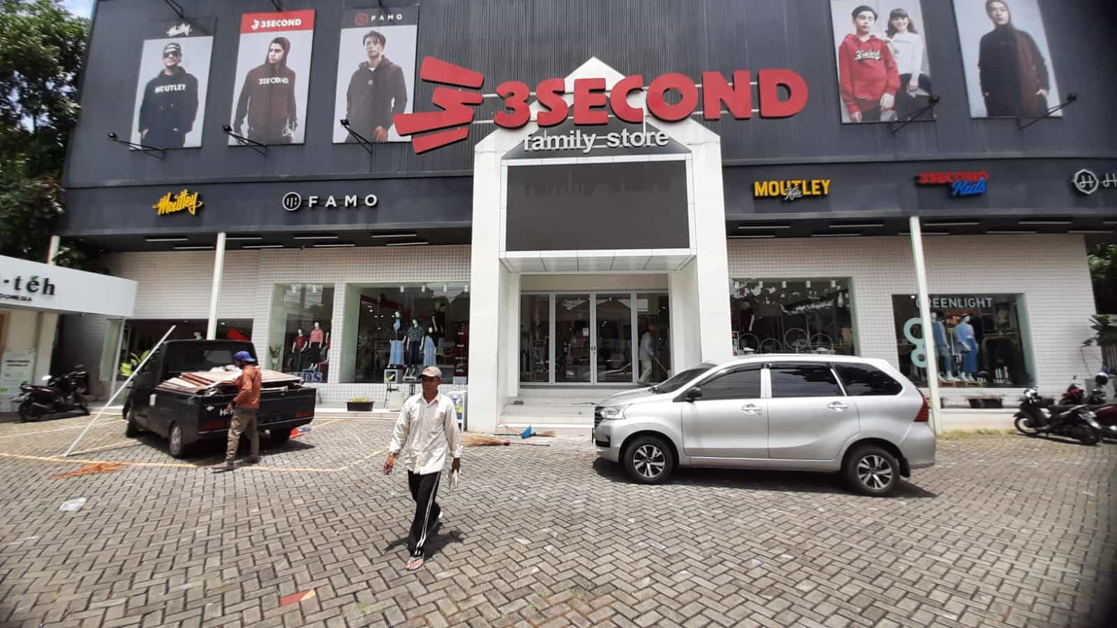 Videotron 3Second Martadinata